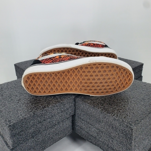 VANS OLD SKOOL LOGO FLAME SHOES MEN 5 WOMEN SIZE 6.5 SNEAKERS - Picture 5 of 12